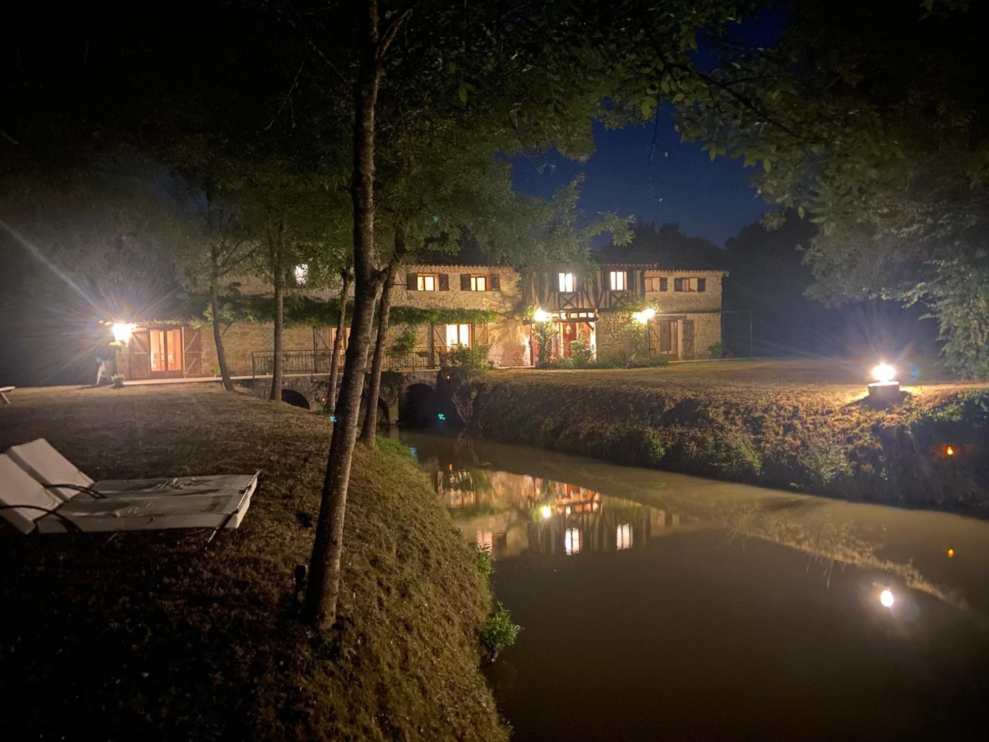 Gite Le Moulin Samsara Homps  Buitenkant foto