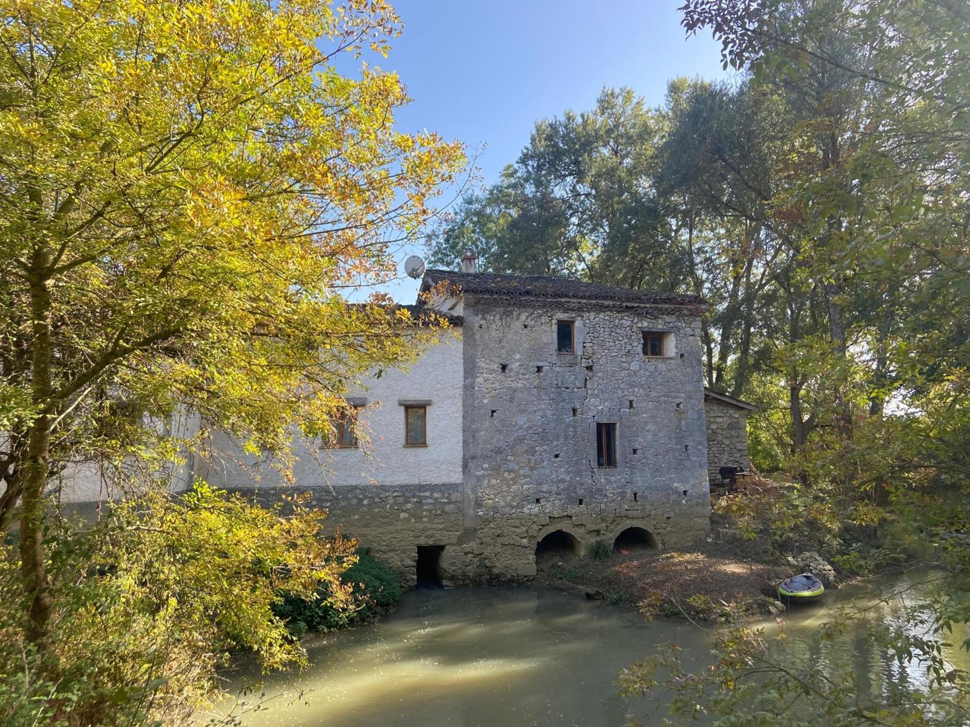 Gite Le Moulin Samsara Homps  Buitenkant foto