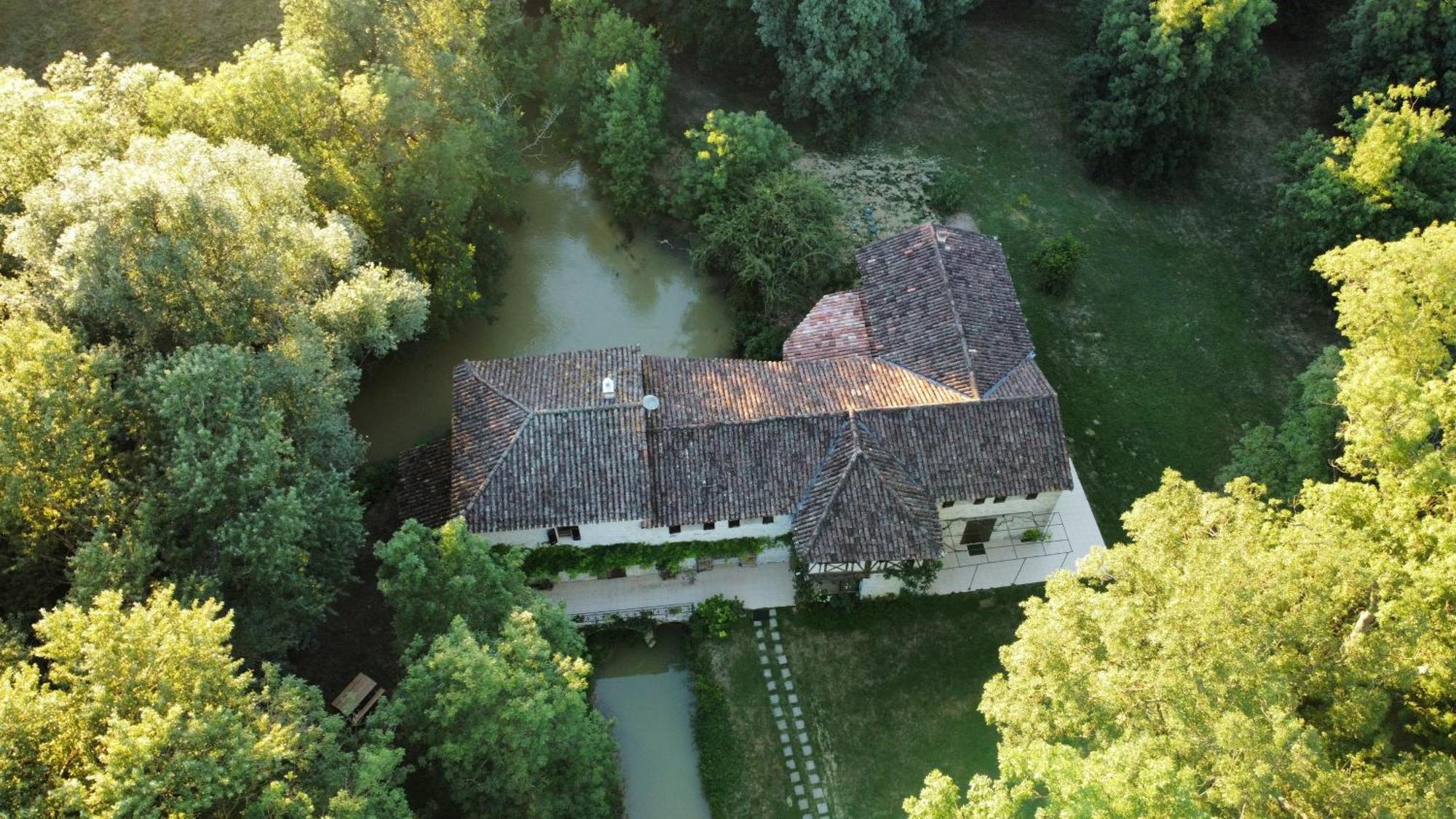 Gite Le Moulin Samsara Homps  Buitenkant foto